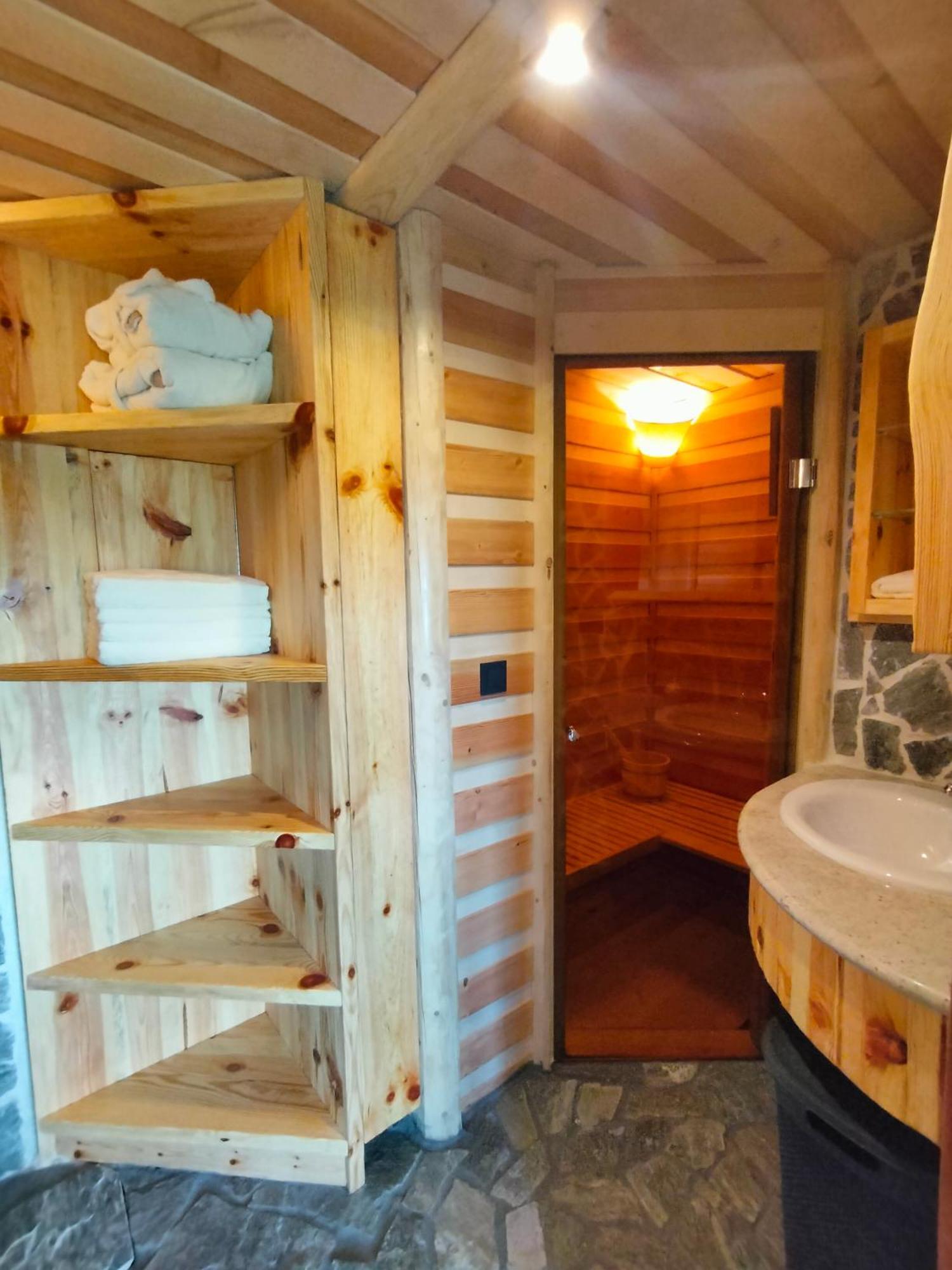 Glamping Lake Bloke Nova Vas  エクステリア 写真